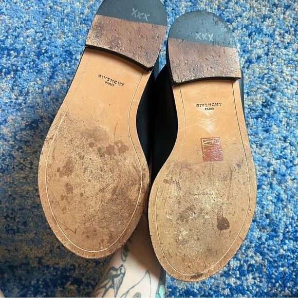 Givenchy Black Leather Chain Accent Slides - Picture 9 of 14